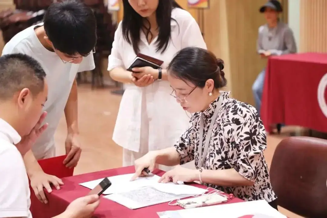 为了顺利的迎接开学,燎原双语全体教职员工8月15日就回到了校园(图 4)