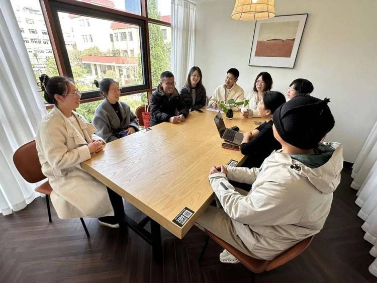 基石变革:数字化引擎如何破解蓝领行业困局?——上财商学院MBA第十届整合实践系列报道(一) 基石变革:数字化引擎如何破解蓝领行业困局?——上财商学院MBA第十届整合实践系列报道(一)