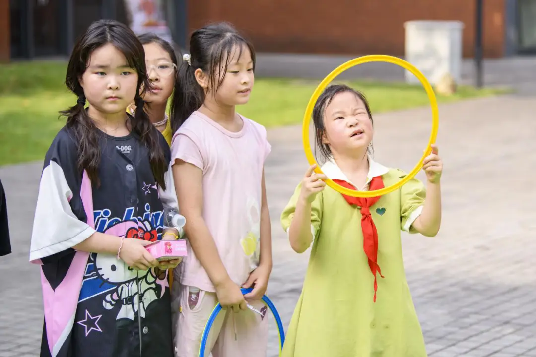 小学部开学: