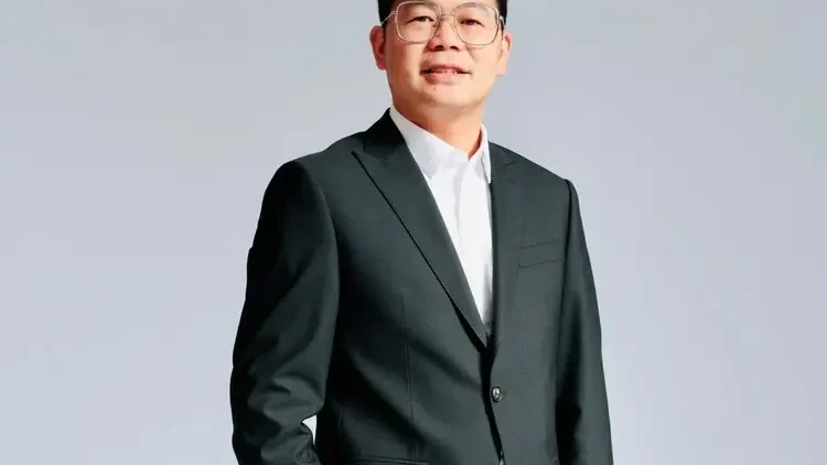 校长来了|海亮外语中学常务副校长王仁华