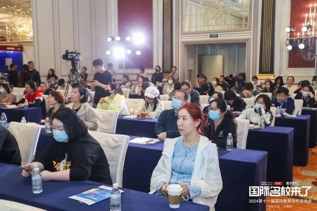 我们将邀请各大国际化学校校长以及择校专家在择校展现场齐聚一堂（图 3）