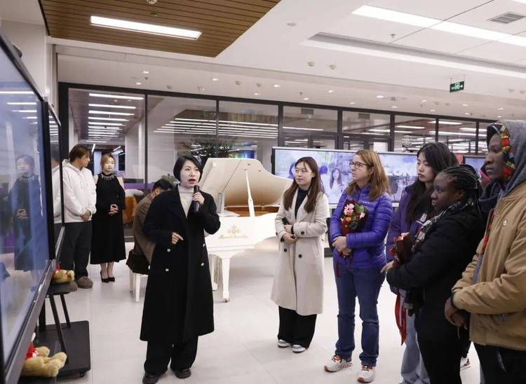 北京金融科技学院携手联合国人口基金共商高质量建设“一带一路”背景下的青年交流与可持续发展 北京金融科技学院携手联合国人口基金共商高质量建设“一带一路”背景下的青年交流与可持续发展