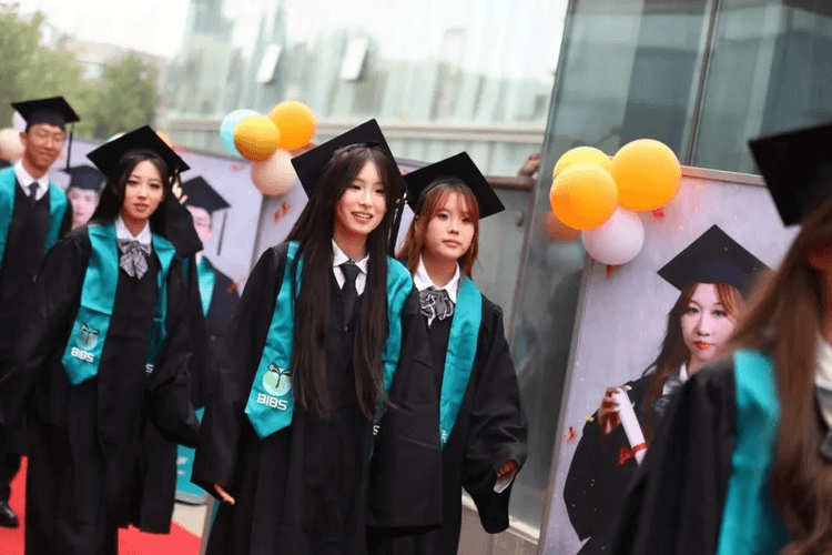 青苗学校2024年毕业典礼:不负青苗志,常怀赤子心 青苗学校2024年毕业典礼:不负青苗志,常怀赤子心_fororder_3