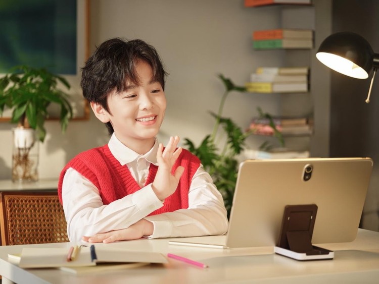 考学联合 学而思之:学而思学习机联合ETS打造“学练测考”全生态 考学联合 学而思之:学而思学习机联合ETS打造“学练测考”全生态