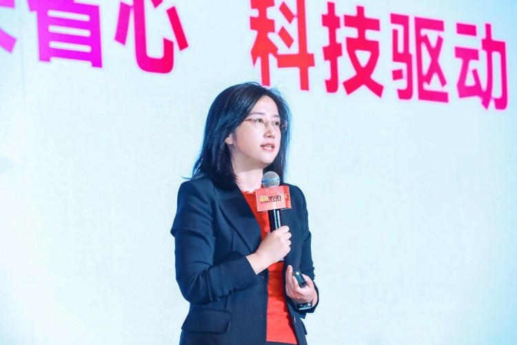 学而思执行总裁位晨于2024GET大会发表演讲:AI和爱 展望教育未来