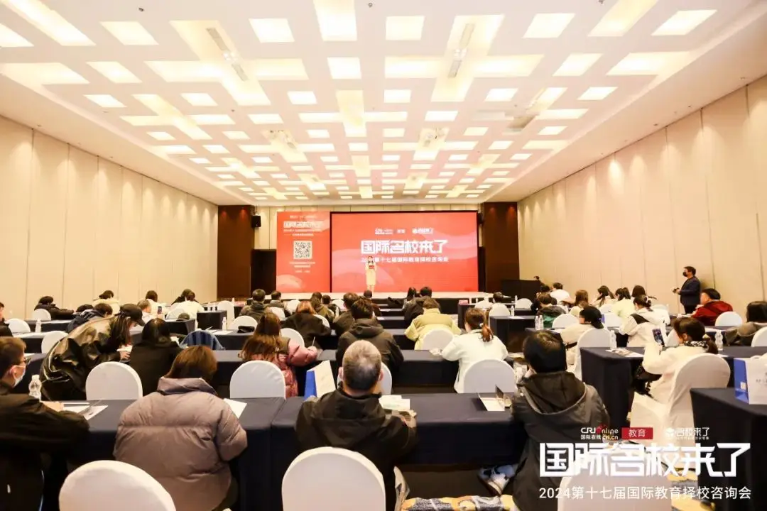 除线下活动外,我们还致力于打造线上服务平台,通过家长社群(图 9)