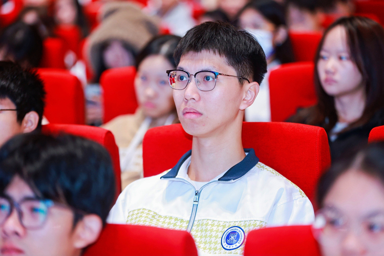 中国银行原副行长王永利做客“广商大讲堂” 深度解析数字货币发展的真相 中国银行原副行长王永利做客“广商大讲堂” 深度解析数字货币发展的真相