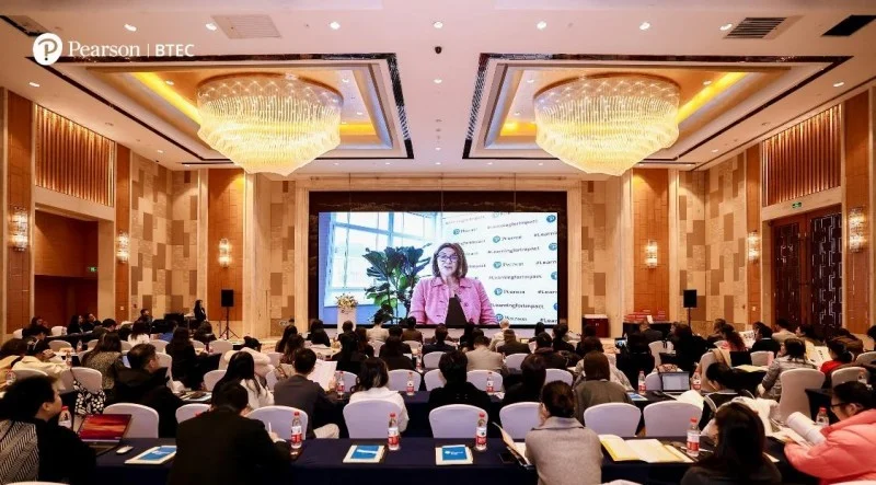 培生职业技能部英国与国际业务发展副总裁Jane Baker女士向