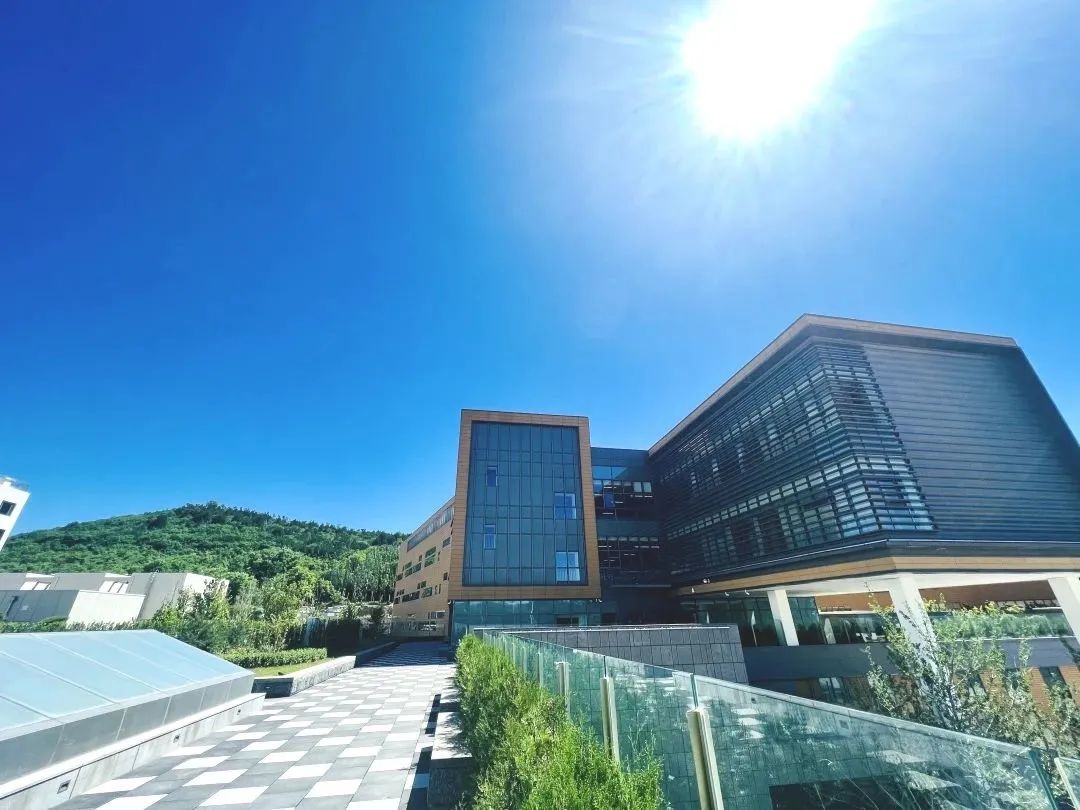 但对于还未开学的 老汇佳人 而言(图 2)