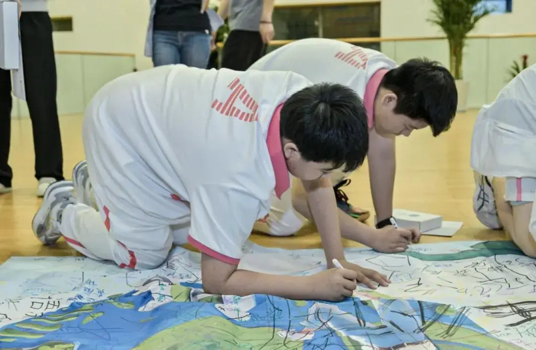 Students fully utilize their ima