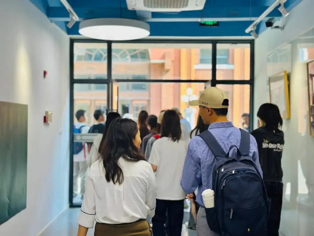 科学家们通过研究大脑的发育规律为教育发展提供新思路。
