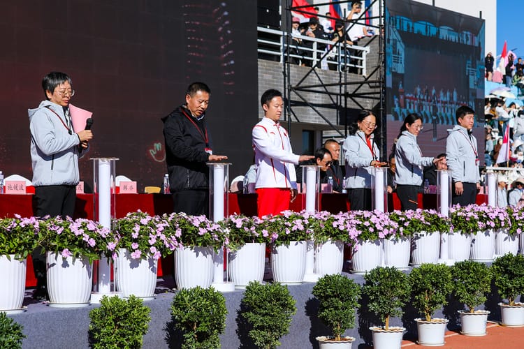 奥运冠军郭伟阳现身助力，昆明城市学院体育综合改革重磅启动