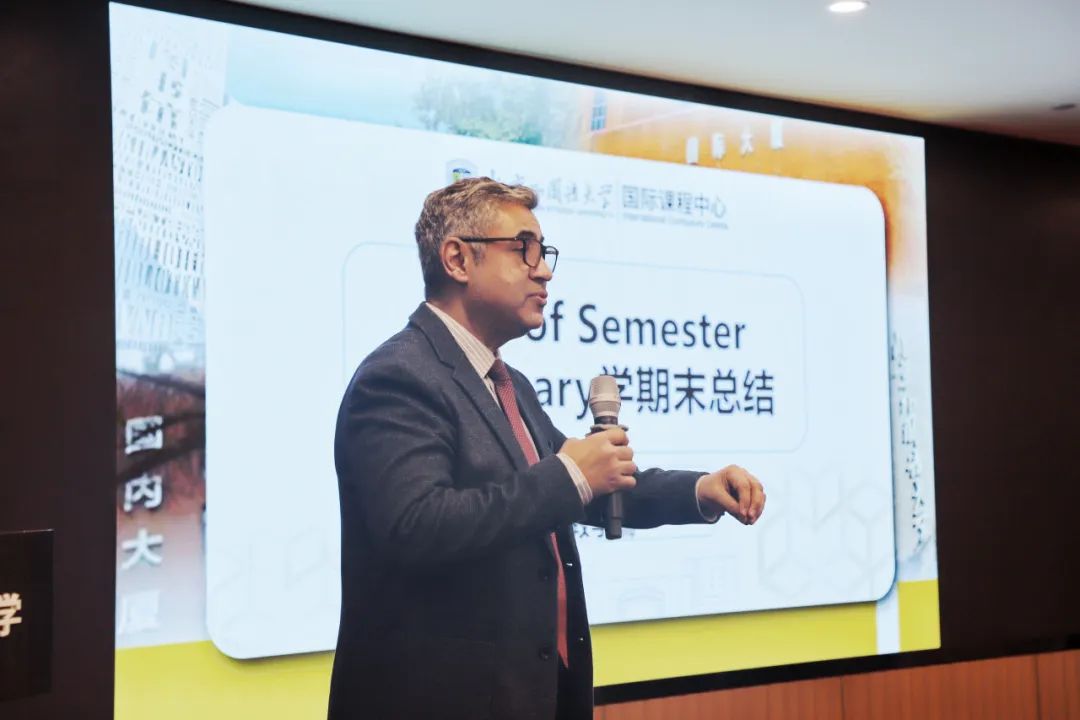 北京外国语大学国际课程中心外方校长Dr.Mostafa