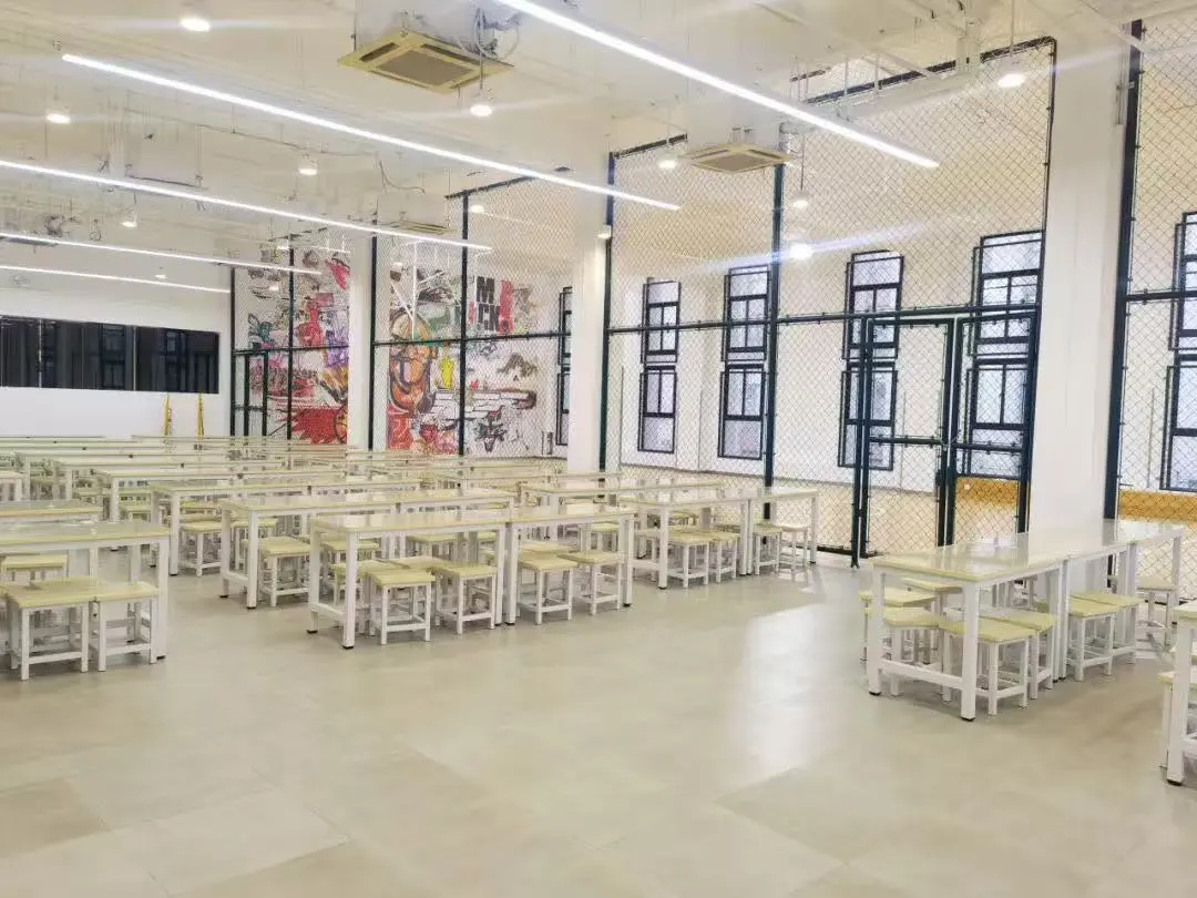 5、教师利用寒暑假去参与TCF、TEF考试，不断更新题库（图 8）