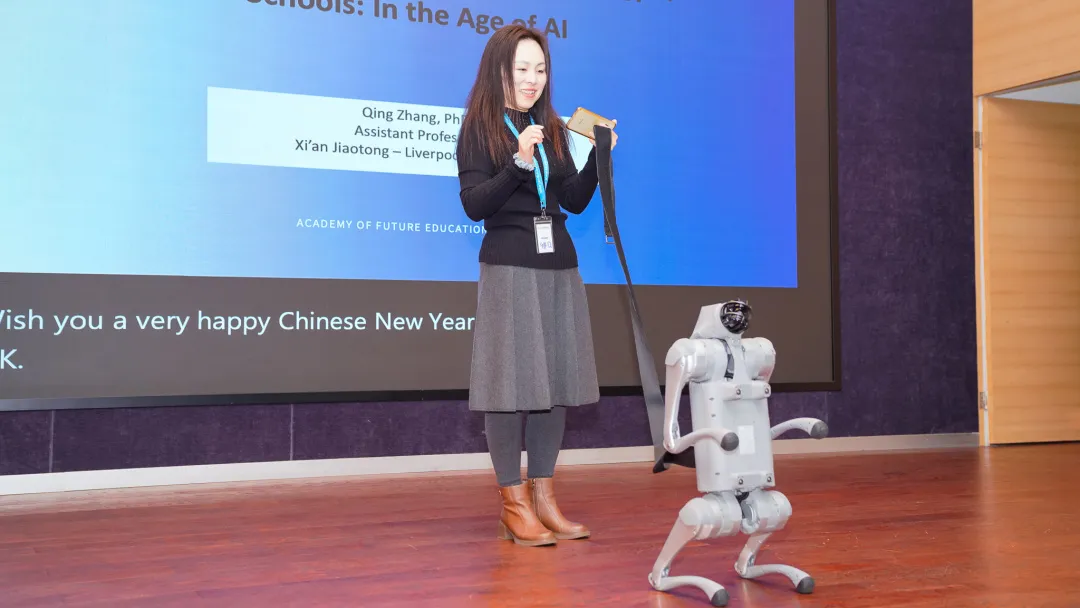 新学期伊始,各学部、各学科组展开教学计划研讨。