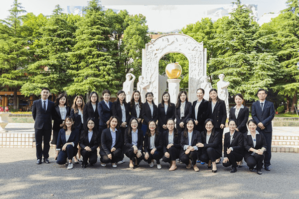 上海金苹果双语学校