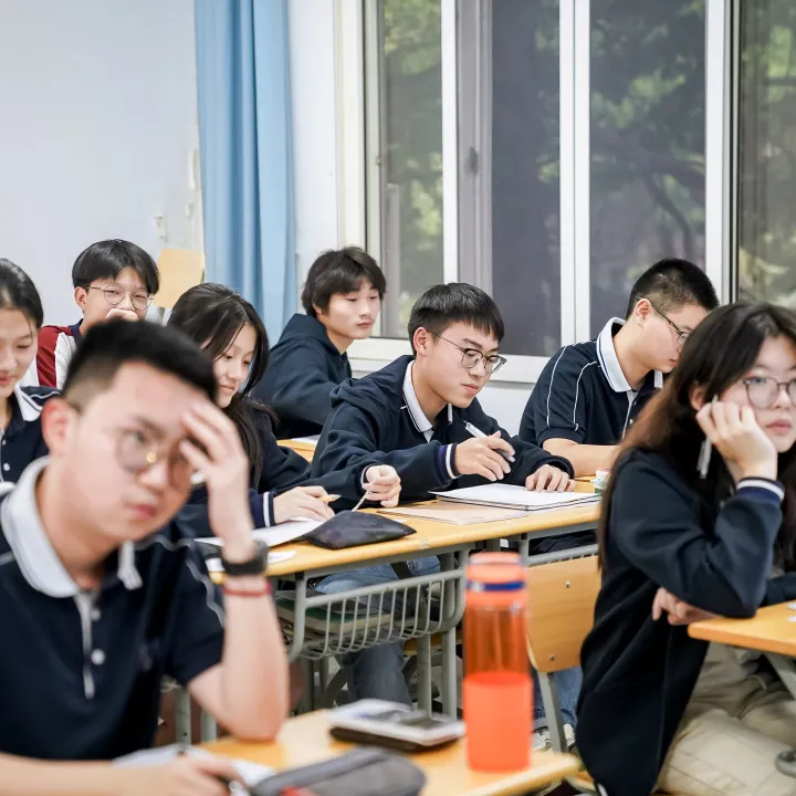 ★ 沪上仅有、权威背书国家重点211大学