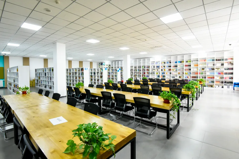 君诚学校 环境照片 6