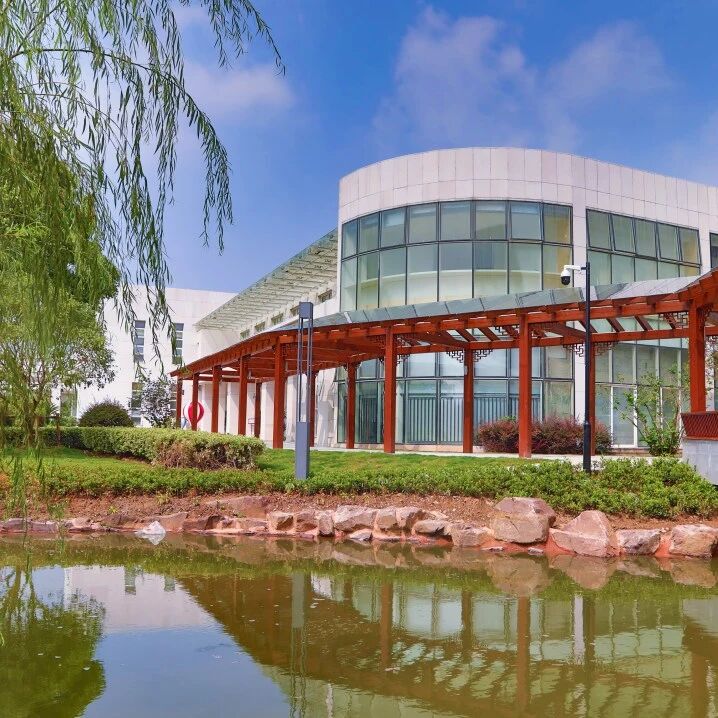 上海宏文学校 环境照片 16