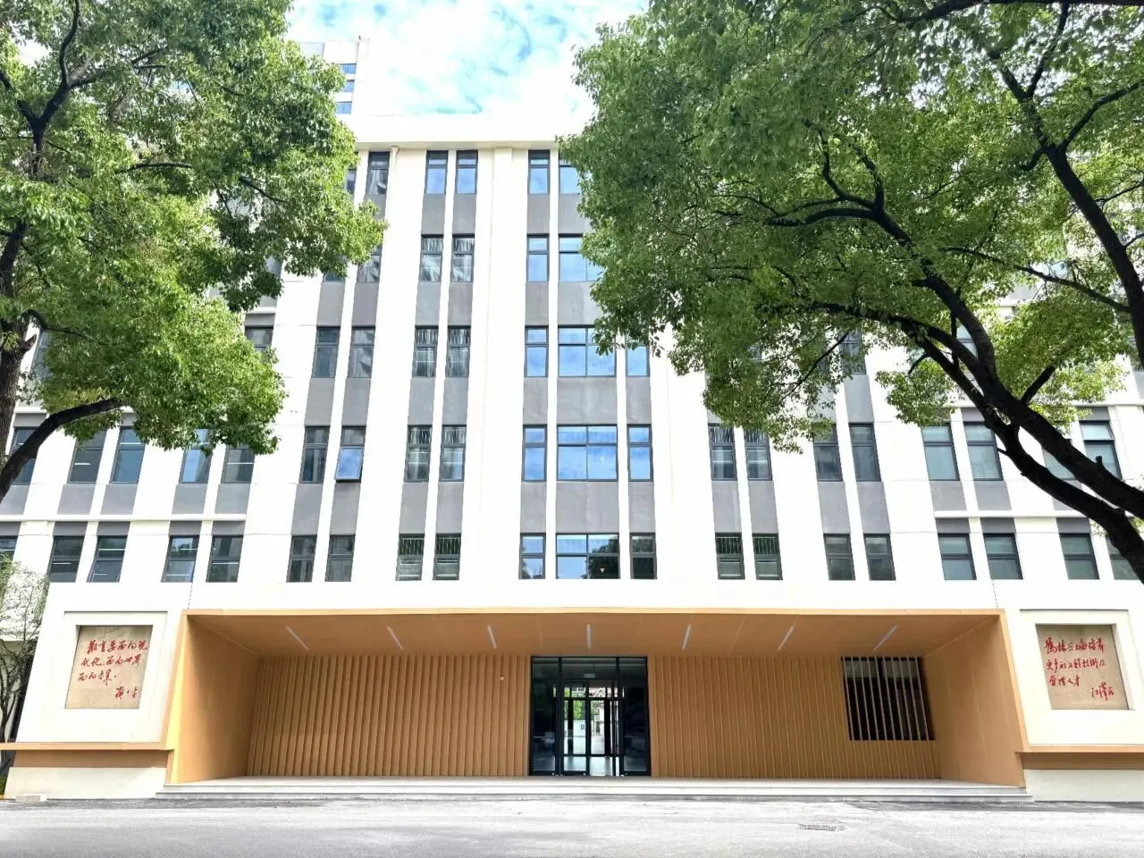 上海工程技术大学(国际)融合高中 环境照片 11